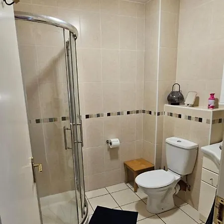 Quayfront 1, 2, 3 & 4 * Γουέξφορντ