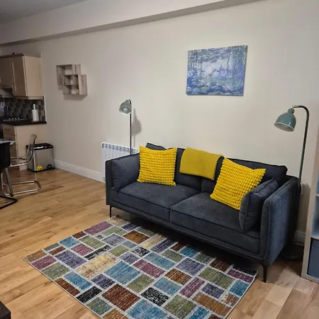 Quayfront 1, 2, 3 & 4 *