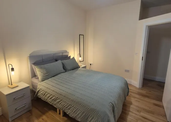 Quayfront 1, 2, 3 & 4 *