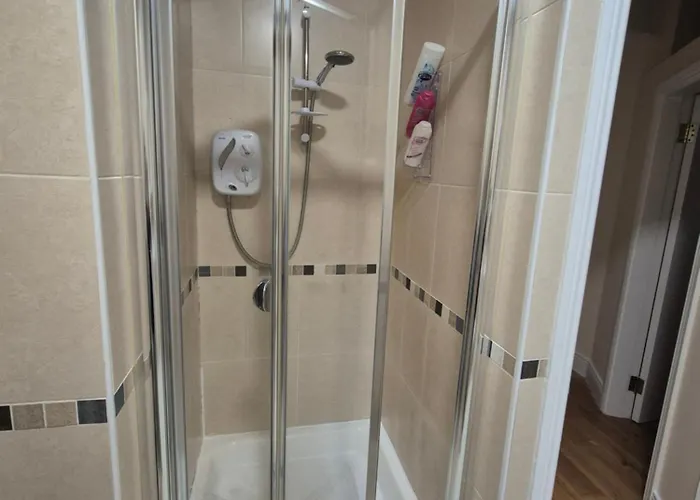 Quayfront 1, 2, 3 & 4 Apartment *